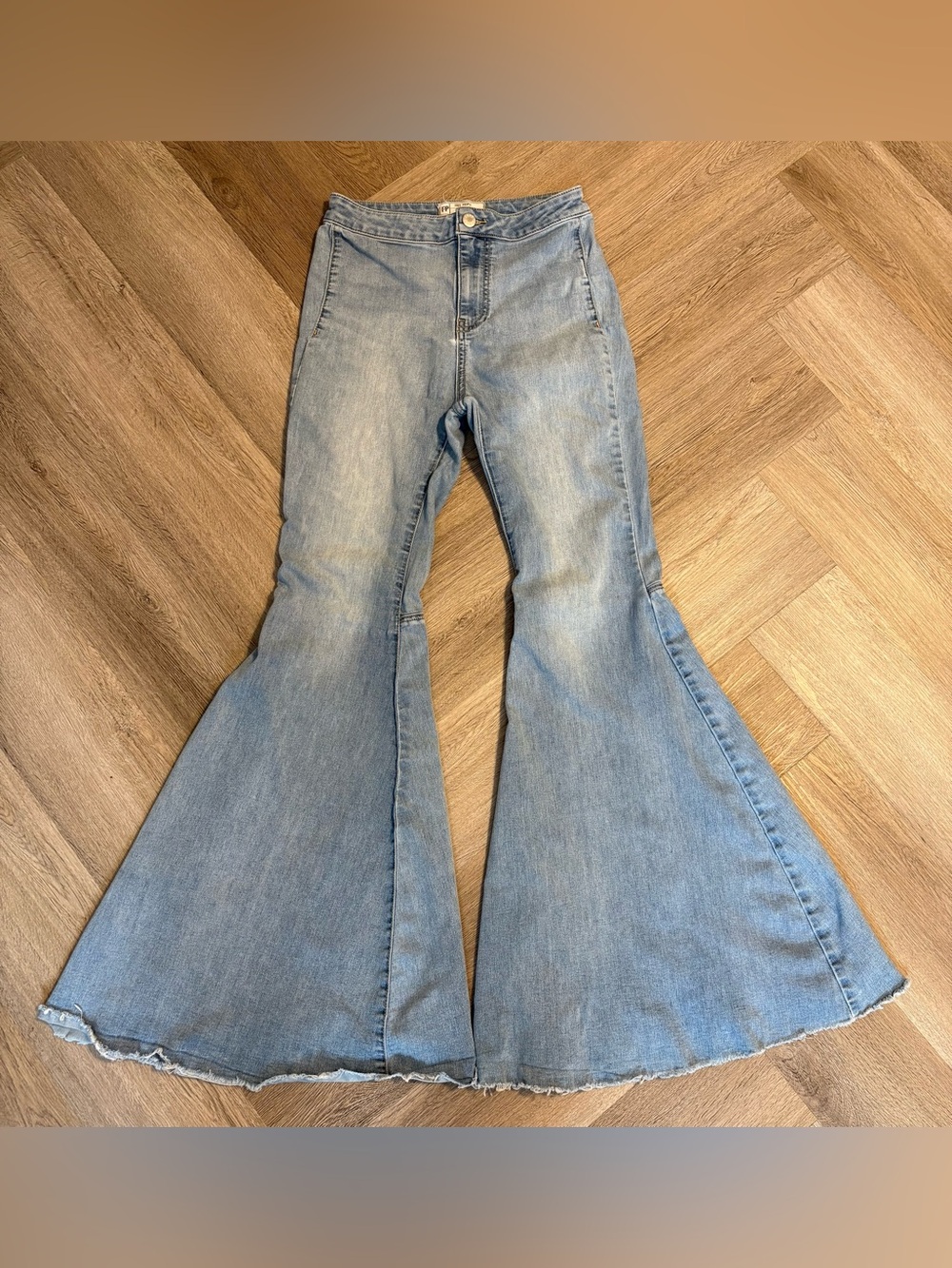 Free People Just Float On Light Blue Bell Bottom Flare Jeans Size 26